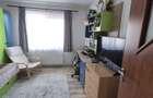 Apartament 3 camere decomandat,2 gr.sanitare,2 balcoane,145000 Euro