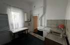 Stefan cel Mare 3min. metrou, Str. Tunari, 3 camere, et.1/P+1, centrala proprie
