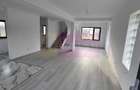 Vila de vanzare cu 4 camere in Brebu