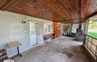 Casa de vanzare, 260 mp, zona Vest