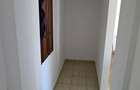 Vanzare Apartament 3 camere , etaj 1, Micro 8, Târgoviște