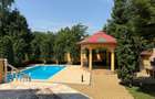 Vila 9 camere cu piscina si teren de 1.000 mp - 14