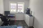 Apartament 2 camere, balcon ?i debara, 50mp - 2