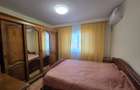 3 camere decomandate, Piata Centrala, etaj 3, mobilat si utilat