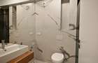 Studio spațios cu balcon mare și vedere laterală la mare în Tomis Vila