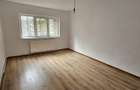 Apartament 2 camere, zona de sus - 3