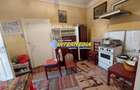 Casa de vanzare in Centru pozitie buna, asfalt, Ideal afacere! - 4