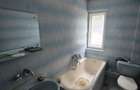 Vand apartament ultracentral Bacau, str.Mihai Viteazu bloc nr.12, sc.C,et1,2camere nedecomandate, 50 mp cu balcon - 2
