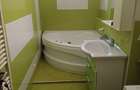 Vand apartament 3 camere
