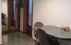 Apartament cu 3 camere semidecomandat în Central - 4
