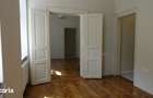 Casa recent renovata , 300 mp teren, parcare in curte , zona centru - 13