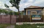 Buc?ani 80mp, teren 2540mp casa de renovat - 2