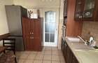 Proprietar-apartament cu 3 camere ,ultracentral,garaj,boxa si vedere spre cetate - 9