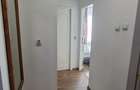 Inchiriez apartament 2 camere.