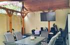 Proprietar, fara comision | Parter la curte, zona centrala | 3 camere, 77 mp | Curte cu foisor | Parcare - 2