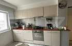 Apartament cu 3 camere, zona centrala - 4