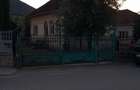 Casa de vanzare, 2 camere, curte mare - 3