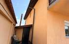 Casă cu 4 camere cu Teren 484 Mp în Romanești - 2