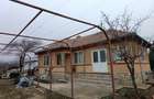 Casa cu curte si gradina - zona linistita si frumoasa - 10