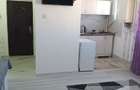 Inchiriez apartament micro1 langa scoala