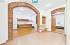 Apartament spa?ios pe strada Ion Ghica - 12
