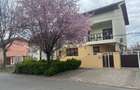 Proprietate mare casa 400 mp, 1200 mp teren, 2 intrari perfecta pentru 2 familii / business - 7