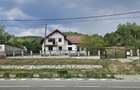 Casă cu 4 camere în Central - 8