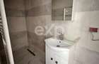 Apartament cu 2 camere ,Micro 8 ,Aleea Grivita - 3