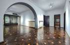 Apartament 5 camere de închiriat / Piața Romană - 1
