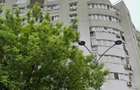 Apartament cu 4 camere semidecomandat în Victoriei