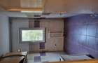 Apartament 2 camere nemobilat - de inchiriat zona Malu Rosu