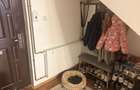 Vand apartament pe 2 niveluri