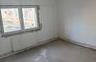 Vand apartament cu doua camere in zona Carpati2 Satu Mare - 2