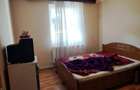 AGIGEA, 3 CAMERE DECOMANDAT 2 BAI, CENTRALA GAZ, 70 MP. PARCARE, BOXA