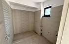 Imobil zona Mall Vitan. 13 cam. 11 bai, 5 balcoane, 2 spatii comerciale - 32