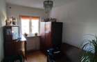 Ofer spre inchiriere apartament decomandat cu 3 camere in Valea Aurie. - 1