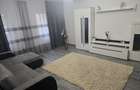 Inchiriez apartament 4 camere - 1