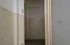 Apartament cu 2 camere in zona Circumvalatiunii-Dacia etaj 1 boxa C.F. - 18