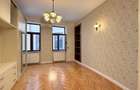 Apartament interbelic cu șemineu și balcon | Lângă Parcul Cișmigiu