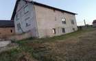 Casă cu 11 camere cu Teren 750 Mp în Luncani - 1