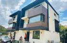 Vila de vanzare || 4 camere || curte mare || aproape Grand Arena - 9