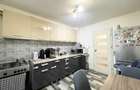 Apartament decomandat 3 camere, 2 bai la parter - zona Soarelui