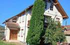 Casa de vanzare cu 4 camere, 2 garaje si teren 900 mp - 8