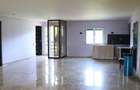 835mp la munte, casă la gri — poveste neterminată, 89.000€ neg. - 3