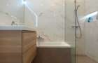 Vand apartament cu 2 camere 53 mp + 17 mp terasa