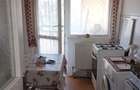 Apartament 3 camere decomandat, Mazepa 1, etaj 4