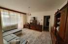 Vand apartament cu doua camere