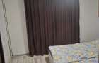 vand apartament cu 3 camere zona Dambu Pietros
