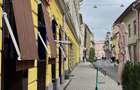 In centrul Aradului dau in chirie apartament cu o camera , baie , bucatarie,pret 180 +120 Garantie. - 2