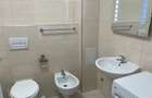 De inchiriat ap 3 camere Nufarul bloc Sova, cu parcare privata